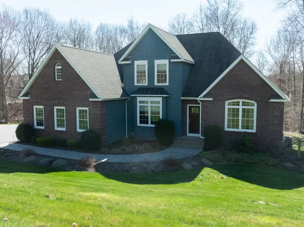 77 Northgate Road, Woodbury, CT 06798