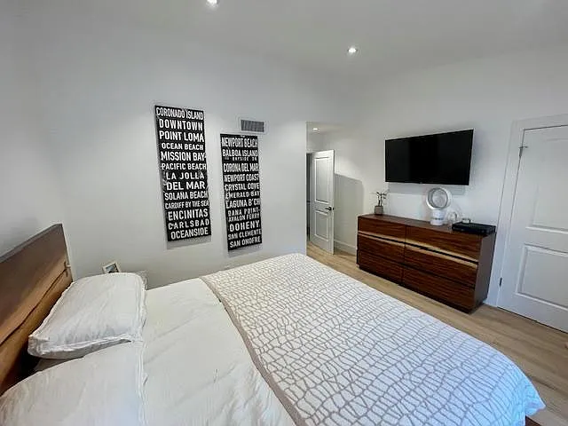 6863 Maple Leaf Dr — Photo 13