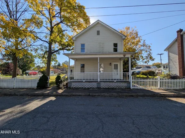 1031 5th Ave, Duncansville, PA 16635