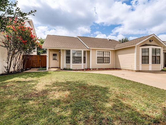 3rd image of 1616 Wickford Dr