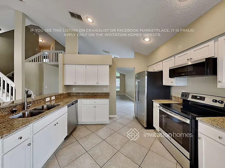 403 Steamboat Blvd — Photo 9