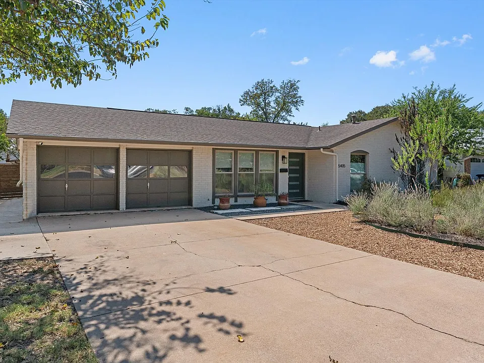 5405 Fairmont Cir