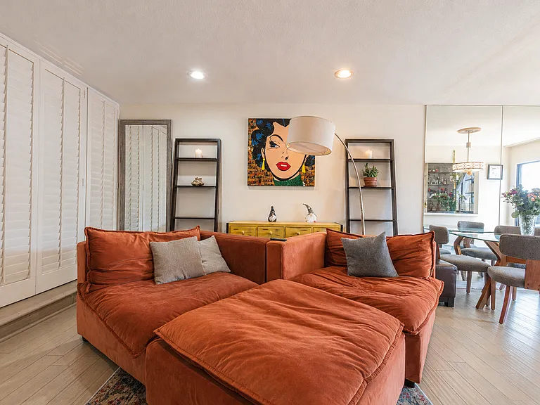 1355 N Sierra Bonita Ave #402 — Photo 16