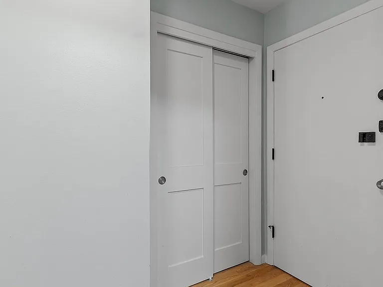 29 Custer St #201 — Photo 14