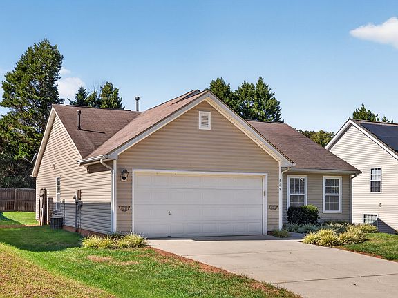 2nd image of 569 River View Dr