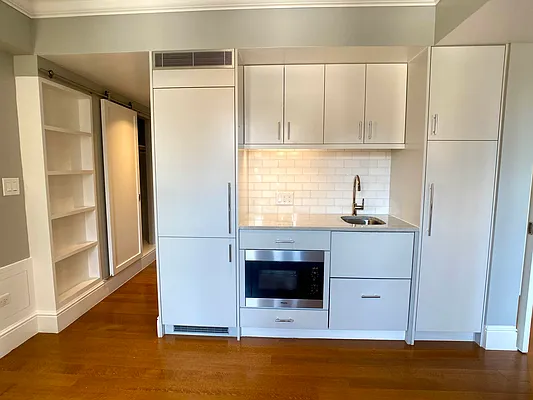 Rented by Tourma Realty LLC | media 33