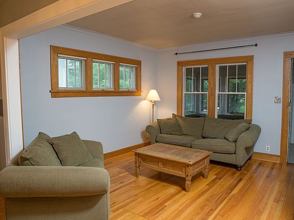 3rd image of 1288 Sargent Ave