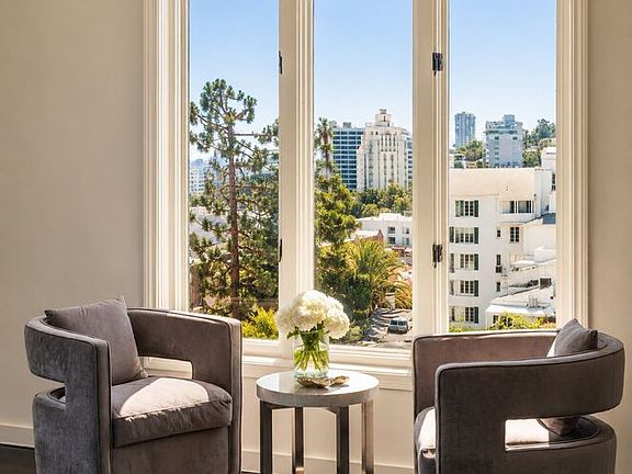 3rd image of 1424 N Crescent Heights Blvd Unit 61