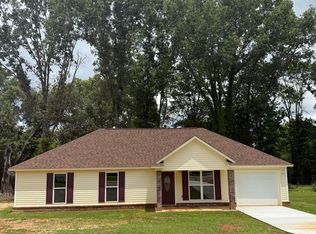 255 E Plum St, Columbus, MS 39702