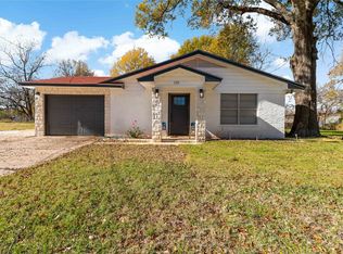 533 6th St NE, Paris, TX 75460