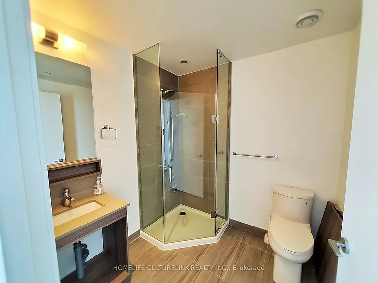 5 Buttermill Ave #2710 — Photo 11