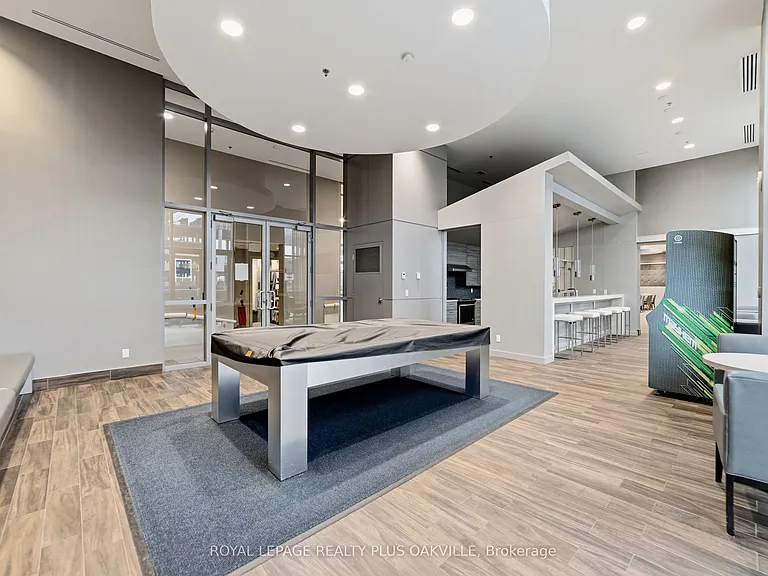 2087 Fairview St #2207 — Photo 27