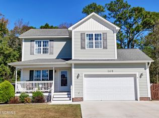 109 Sages Ridge Dr, Holly Ridge, NC 28445