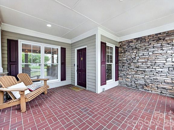 3rd image of 15054 Northgreen Dr