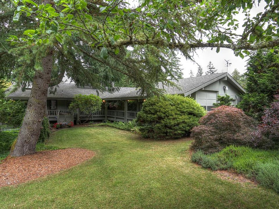 1st image of 281 Pioneer Dr