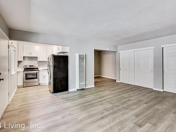 4th image of 2240 Angela Ct Unit 2