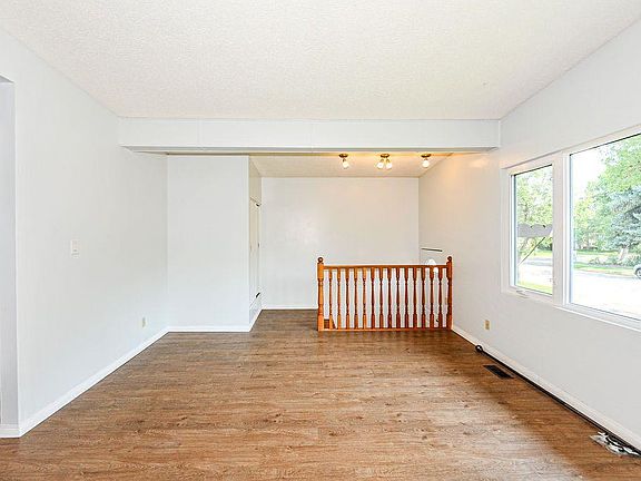 4th image of Mount Pleasant Dr