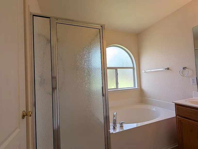 268 Goliad Dr — Photo 20