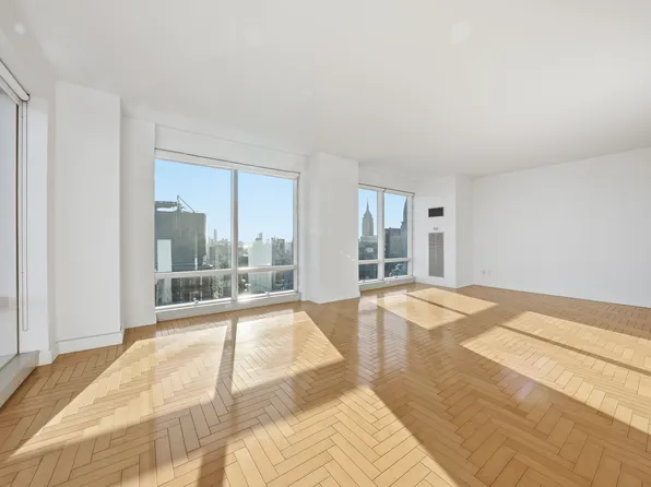 845 United Nations Plaza image 5 of 50