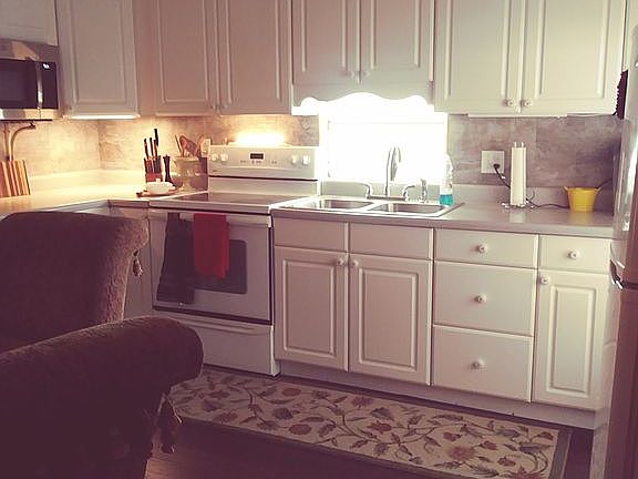 3rd image of 37807 Bentley Dr