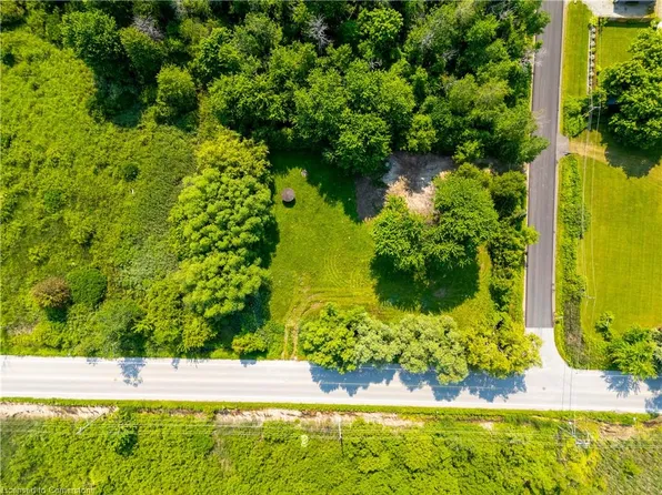 1027 Chapman St, Innisfil, ON L0L 1C0