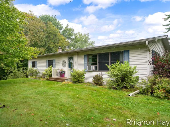 18012 24th Ave, Conklin, MI 49403
