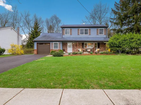 7 Broadale Ct, Doylestown, PA 18901