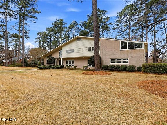 2nd image of 1602 Greenbriar Road