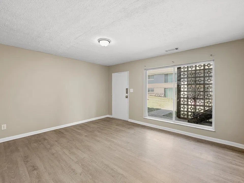 Cambridge Apartments
