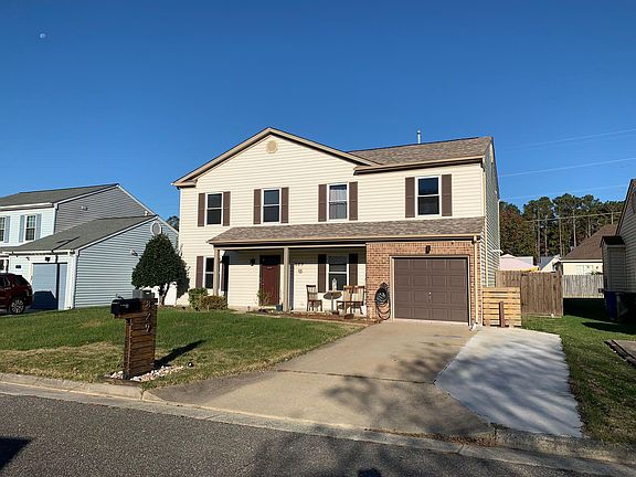 2nd image of 829 Deer Path Trl