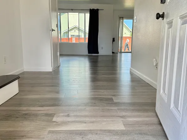 (undisclosed Address), Yelm, WA 98597