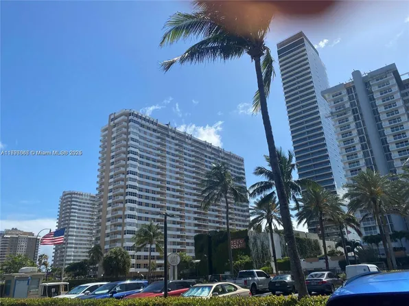 1980 S Ocean Dr APT 2B, Hallandale, FL 33009