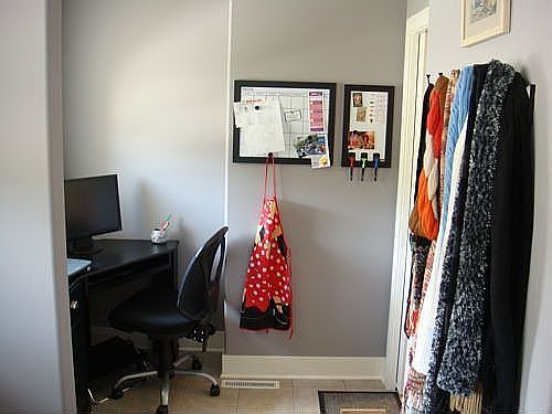 Mud room work area