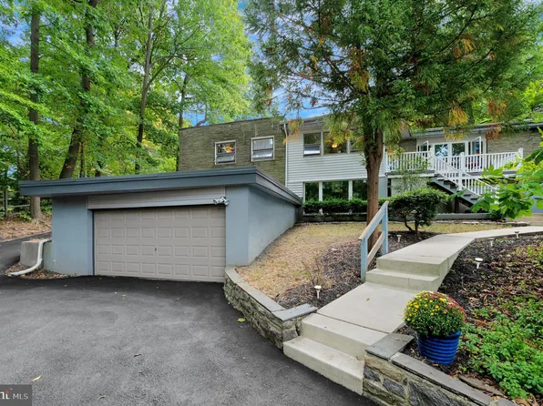 125 Bryn Mawr Ave, Newtown Square, PA 19073