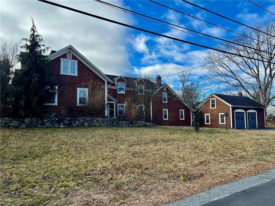 1st image of 61 Governor Bradford Dr