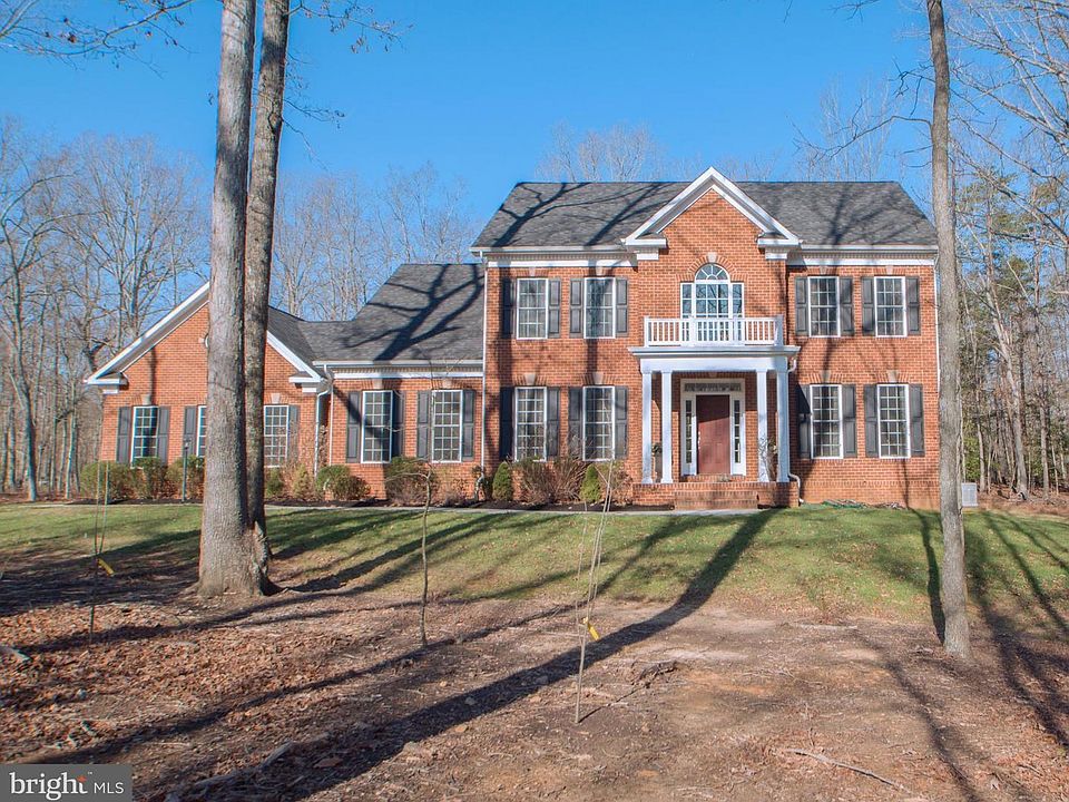 1st image of 13824 Perimeter Dr