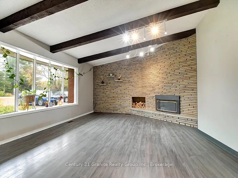 4 Maxwell Settlement Rd #1 — Photo 3
