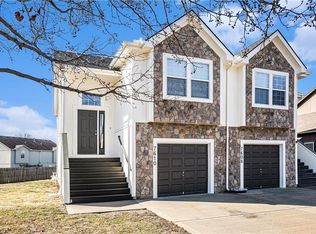 7610 McCoy St, Shawnee, KS 66227