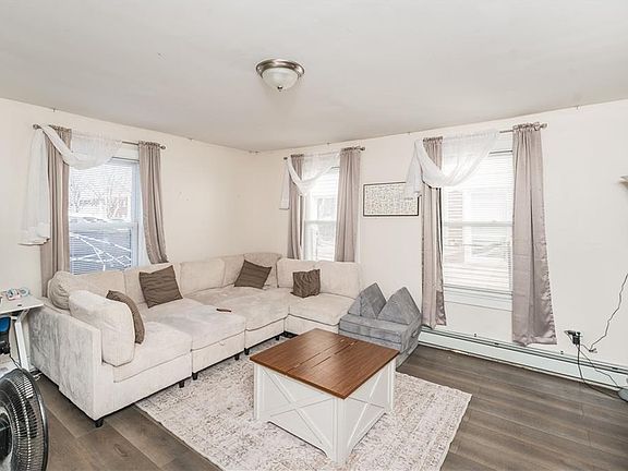3rd image of 54 Spring St