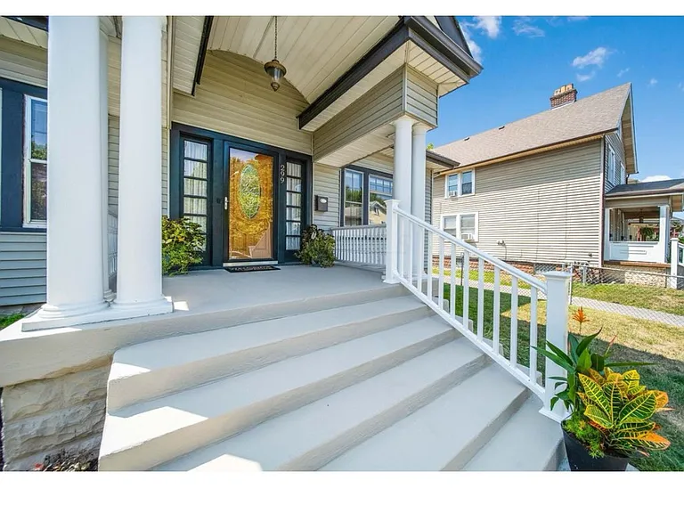 299 E Woodrow Ave — Photo 8