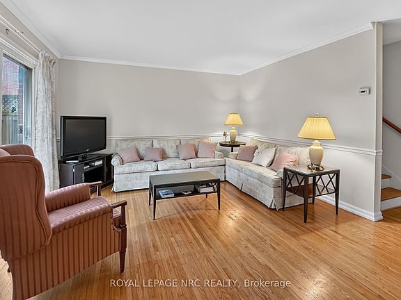 3rd image of 6453 Colborne St #62