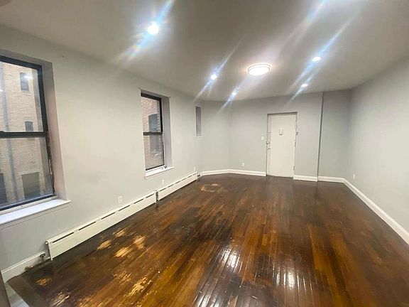 2nd image of 211 W 146th St #2EE