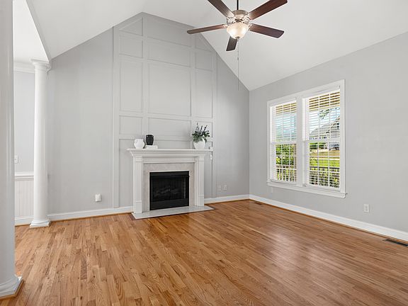 2nd image of 112 Derby Ln