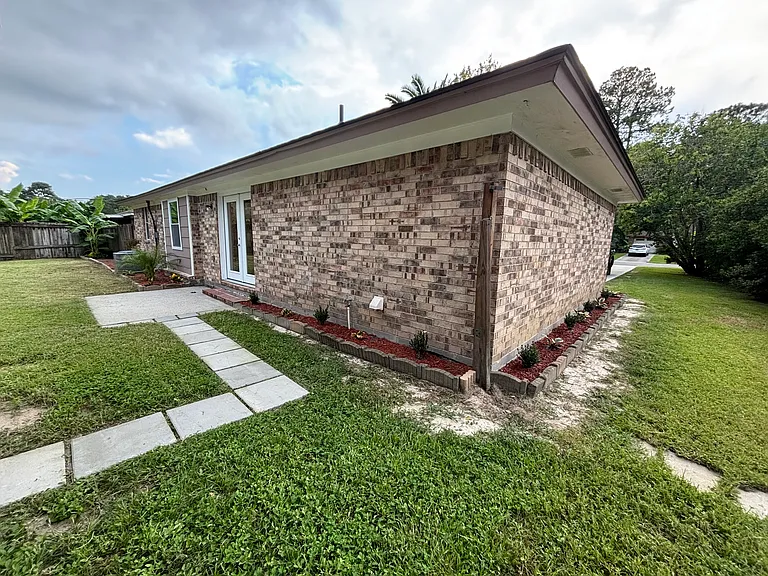 1522 Marcy Cir — Photo 14