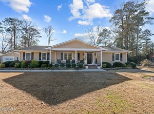 411 Fairway Dr, Trent Woods, NC 28562