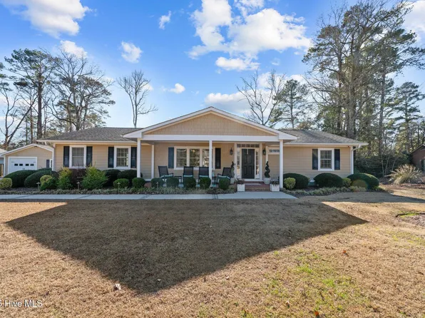 411 Fairway Drive, Trent Woods, NC 28562
