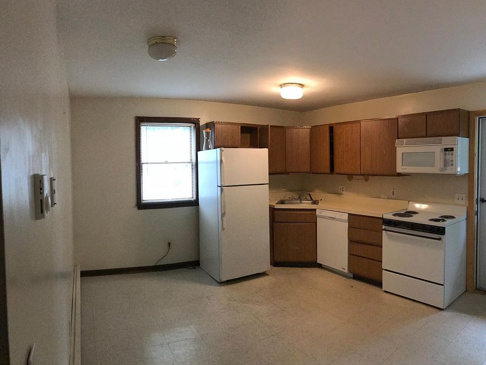 2nd image of 65 Henry Ave