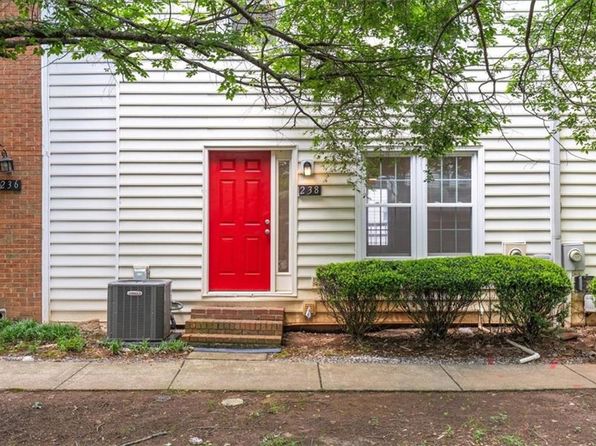 238 Chads Ford Way, Roswell, GA 30076