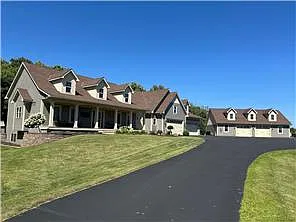 10560 31st Pl NE