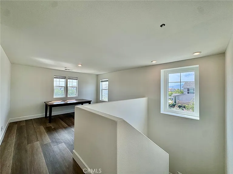 4694 S Rogers Way — Photo 9